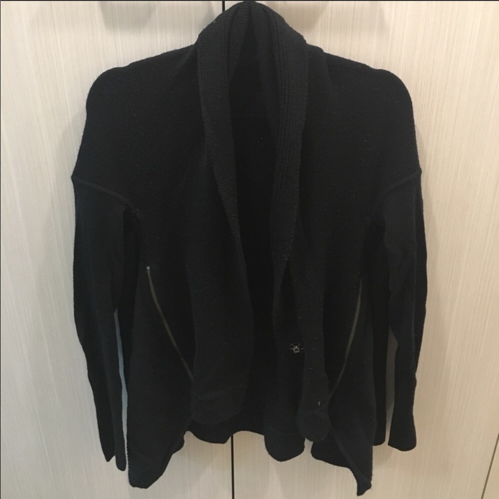Lululemon wrap it up sweater 8